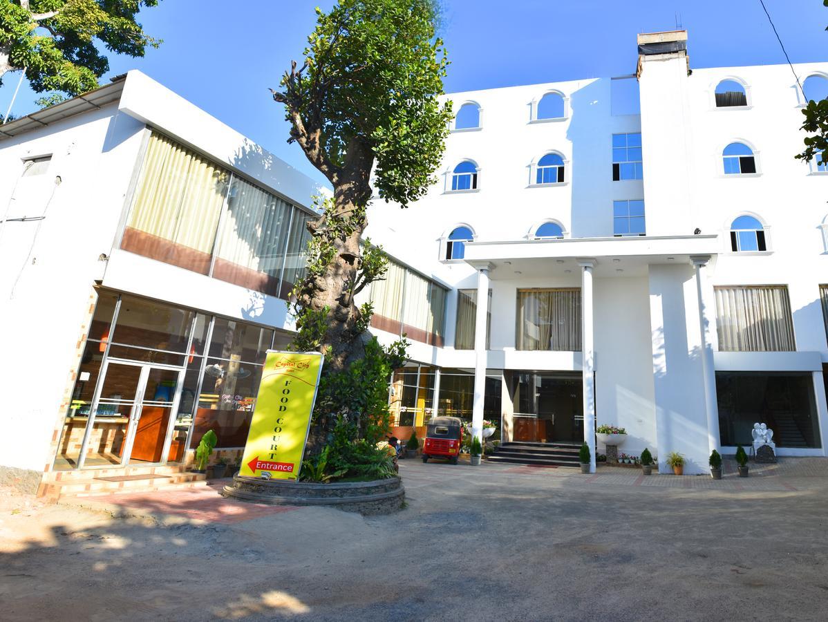 Capitalcity Hotel Badulla Extérieur photo